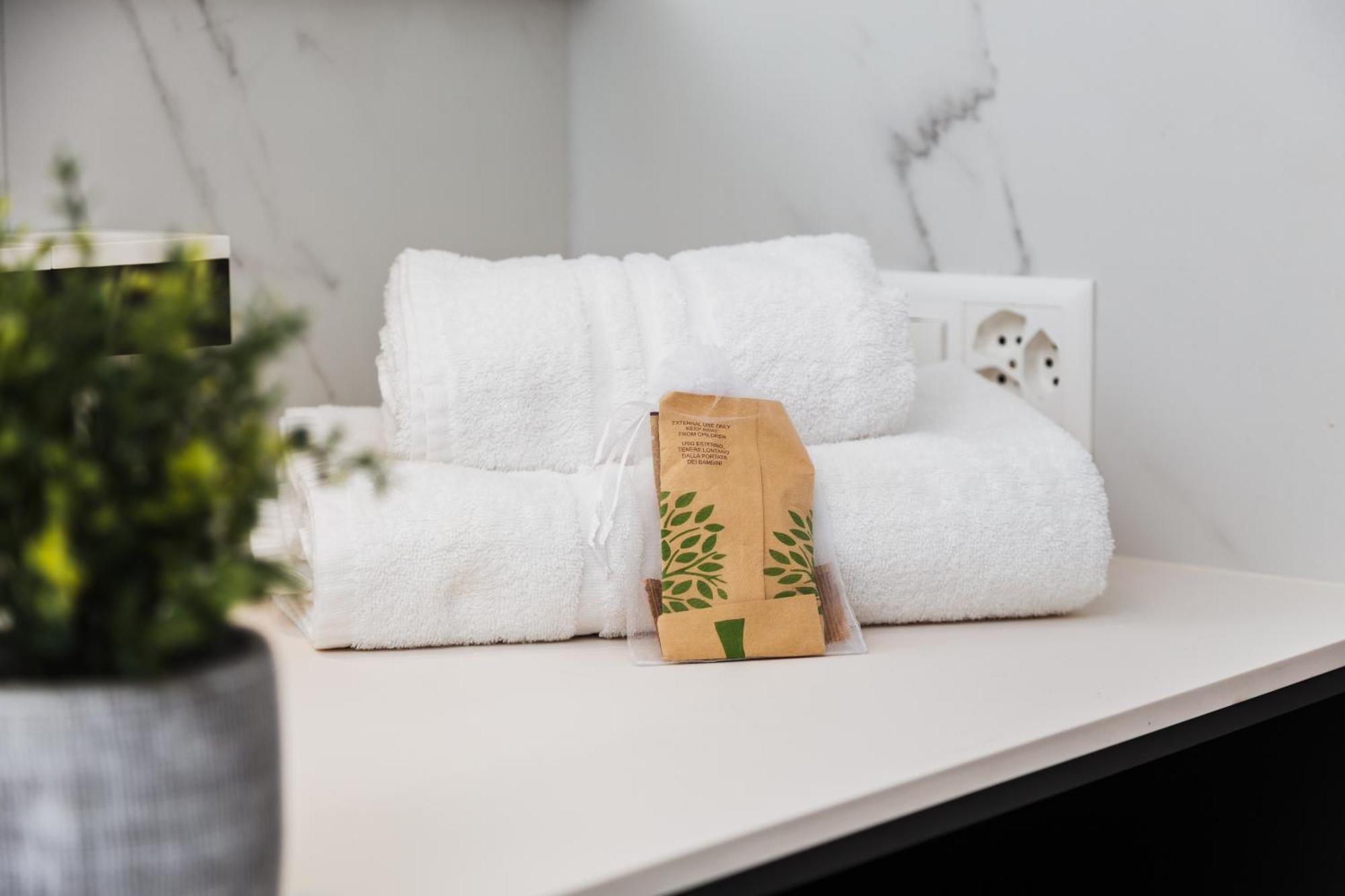 Crystal Palace 1 Massagno 외부 사진