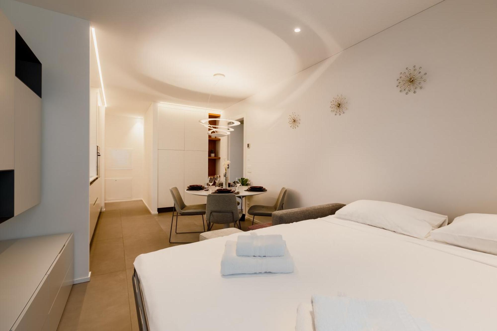 Crystal Palace 1 Massagno 외부 사진